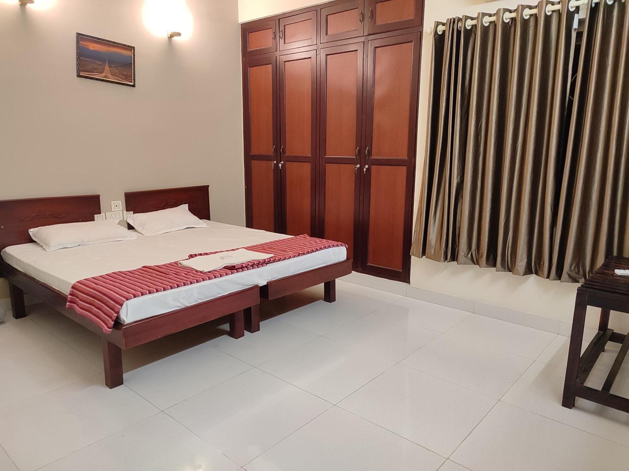 Appartement Orkuz Residency à Kochi Extérieur photo